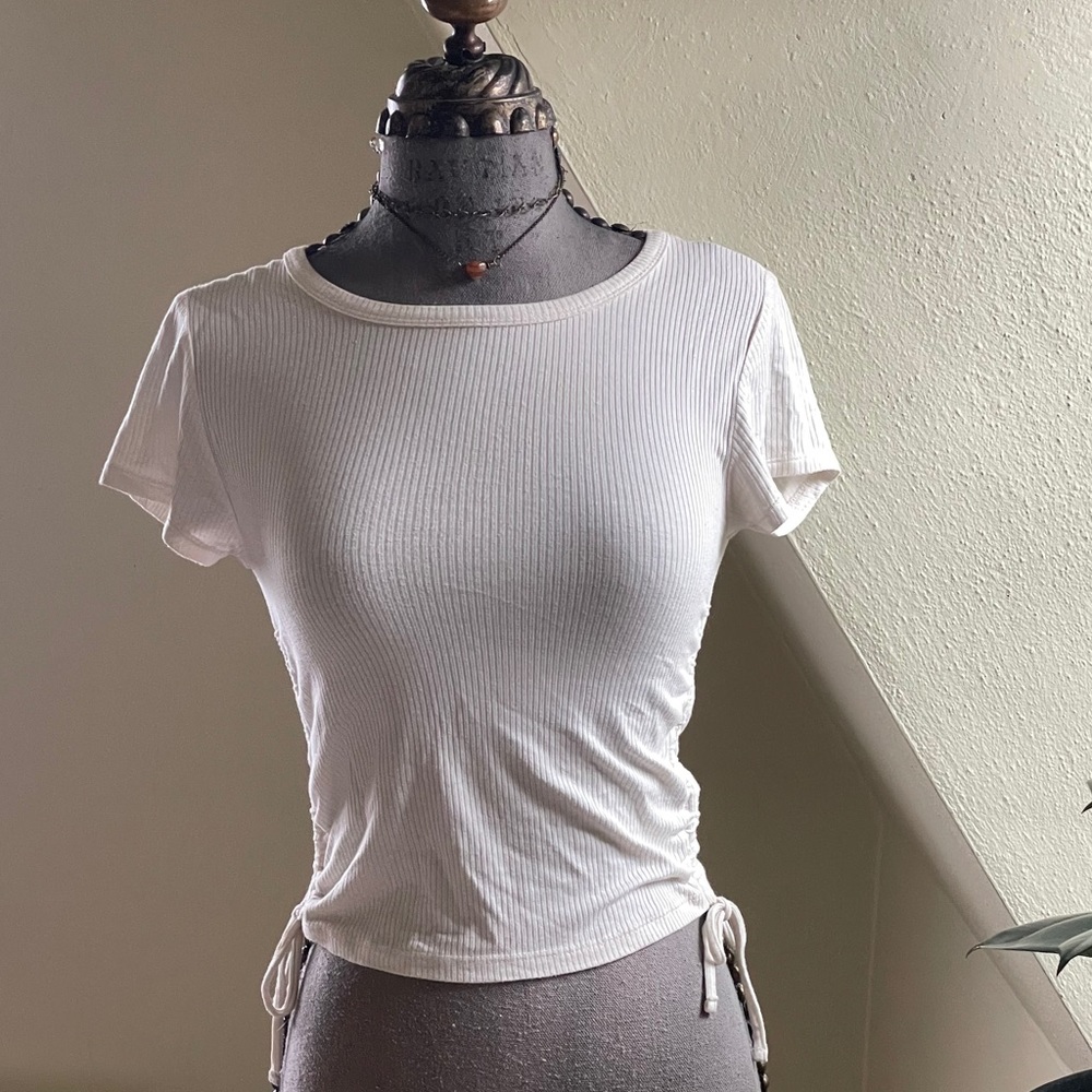 Crop Cinch Wide-Ribbed T-shirt